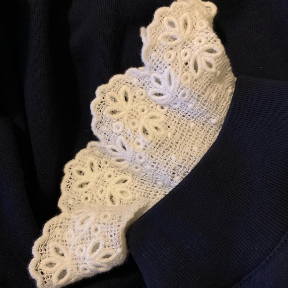 J. Crew Dark Navy Knit Top with White Lace Collar & Wrists Size XXL - Picture 4 of 11